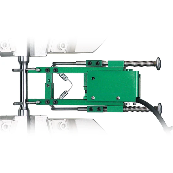 Image of EX-3542 extensometer clipped onto a metal sample