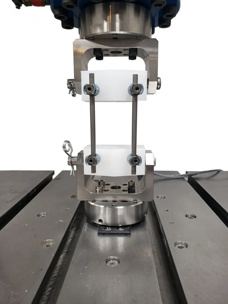 eXpert 8900 – ASTM F1717 Spinal Implant Test Fixture