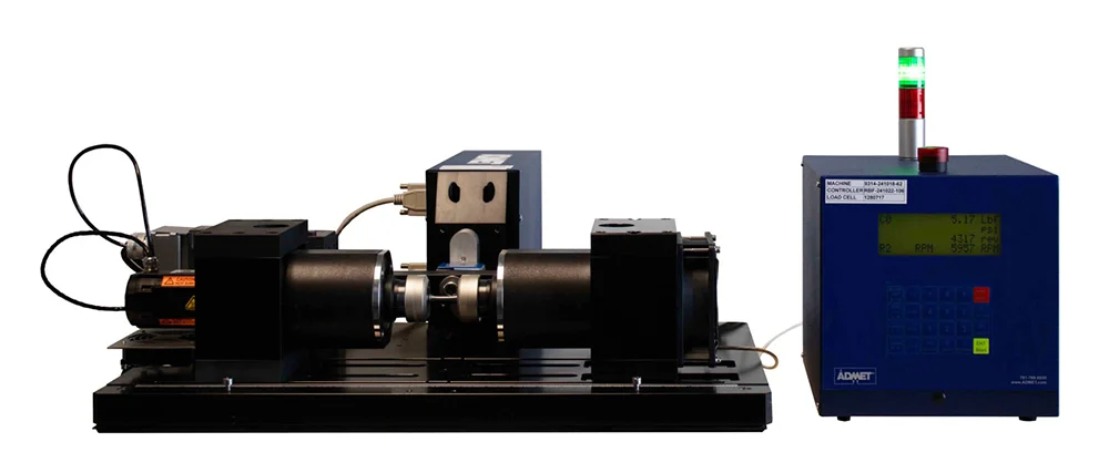 Customized eXpert 9300 rotating beam system with light tower