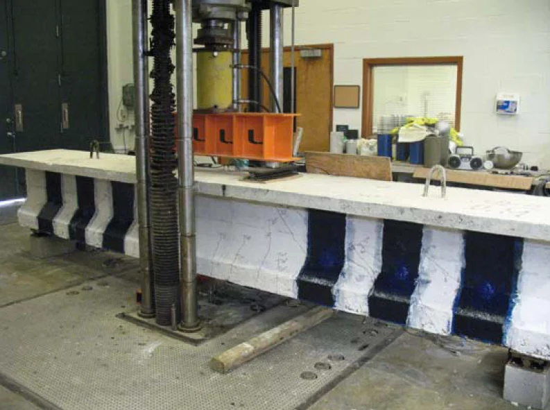 University of Miami structural testing lab
