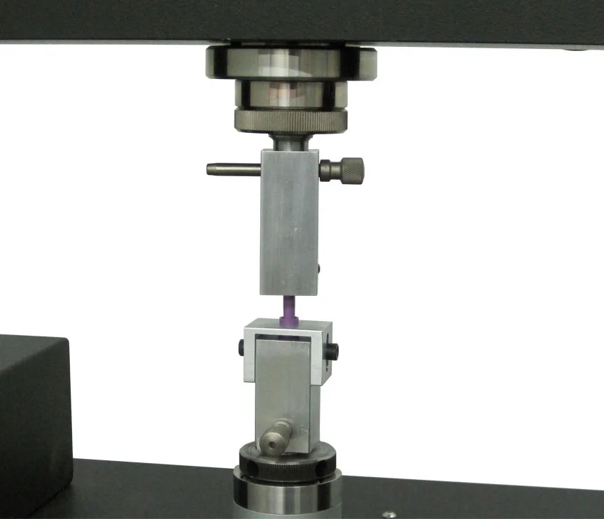 Luer lock testing on an eXpert 8600