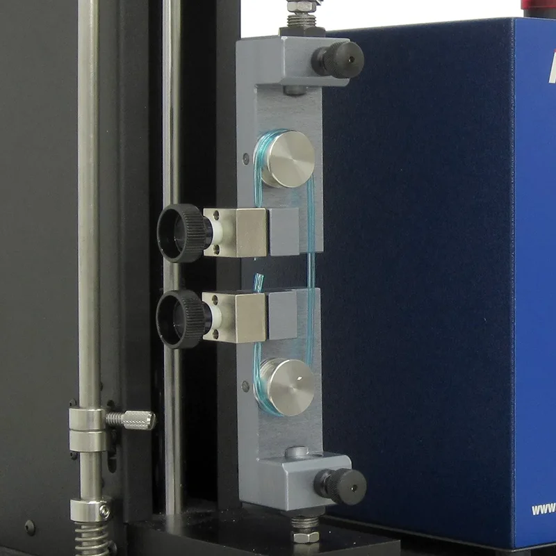 Catheter tensile testing on an eXpert 7600